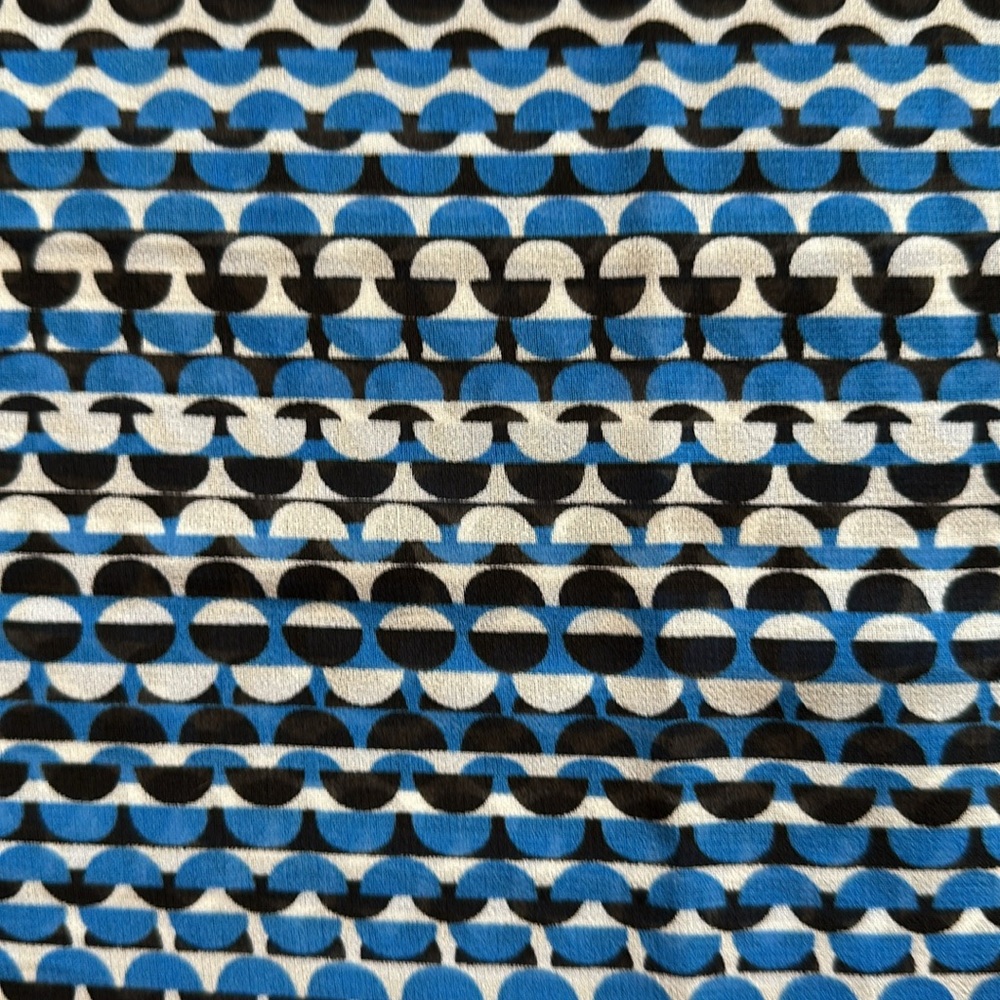 Calvin Klein Scarf - Picture 10 of 11